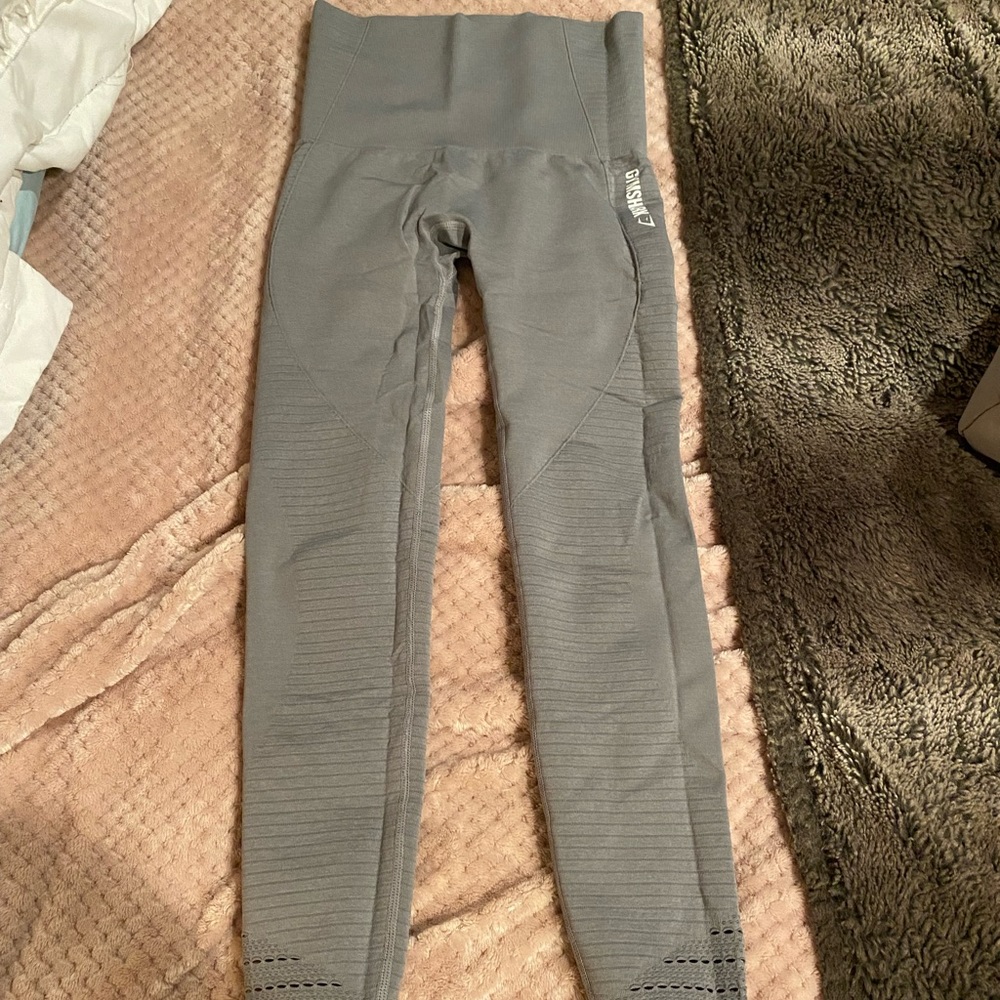 gym shark leggings